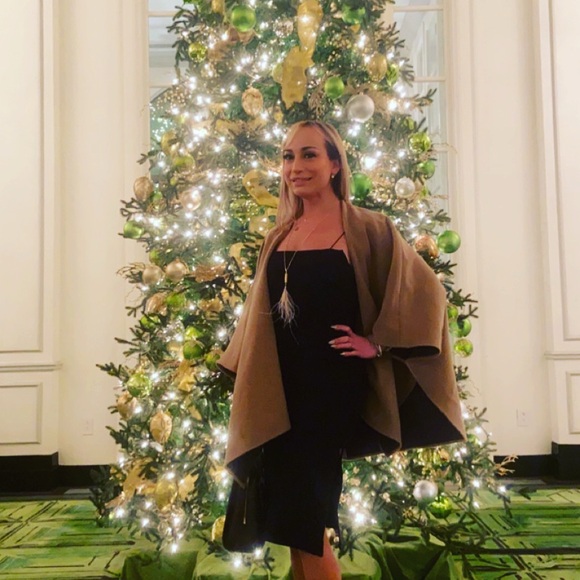 Meet your Posher, Kylie - Picture 8 of 9